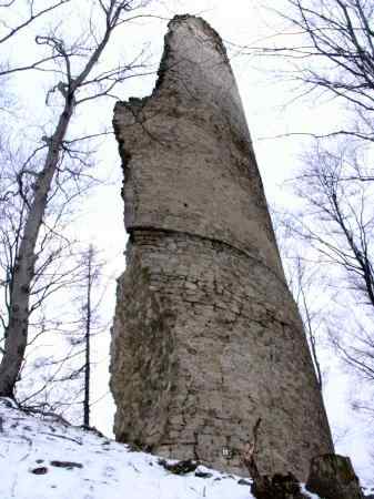 bergfrit od severovchodu