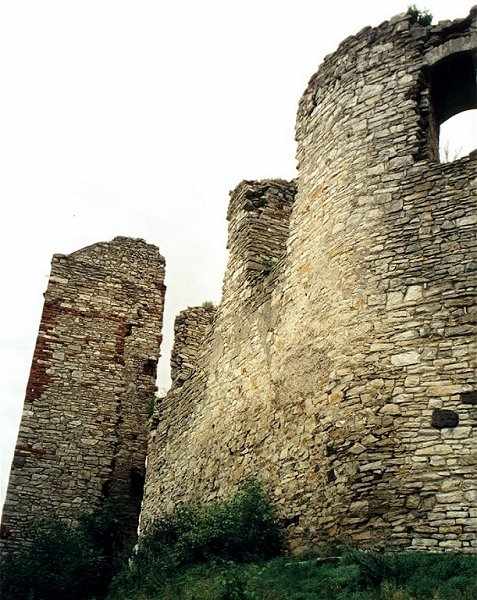 jdro - severozpadn obvodov hradba (v pozad renesann palc)